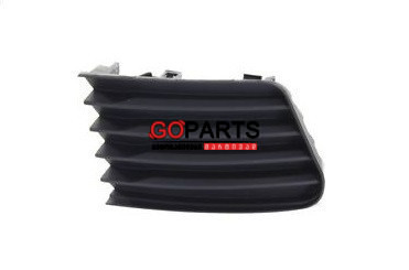 11-14 PRIUS V/ALPHA Fog Cover LH