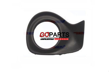 11-13 CT200h Bumper Fog Cover W/Fog RH