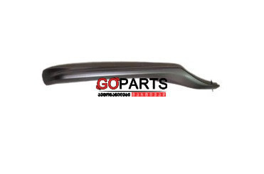 20- CAMRY Bumper Moulding RH SE/XSE