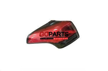 16-18 RAV4 Tail Light RH