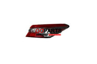 20- CAMRY Taillight RH XSE