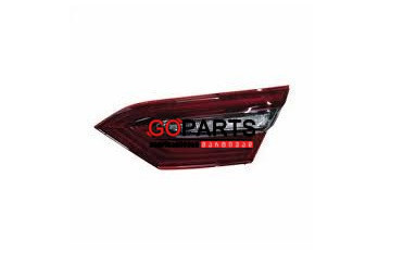 20- CAMRY Taillight Inner RH XSE